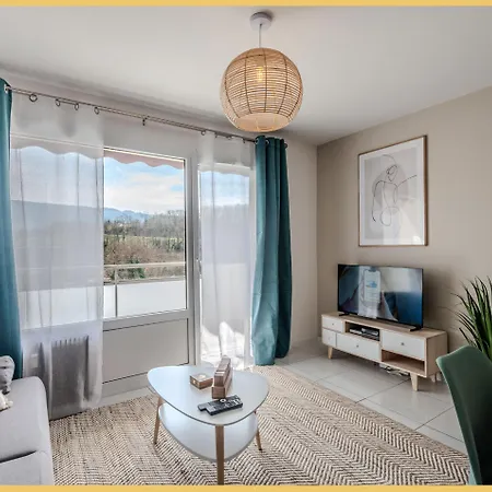 Apartment T2 I Elegant I St Julien